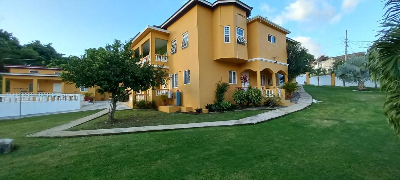 Modrians Bed & Breakfast Runaway Bay Luaran gambar